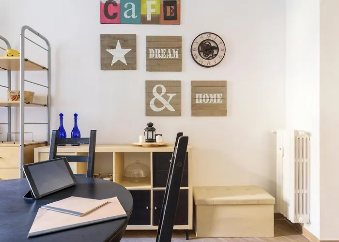 Apartment (100 m²), 2 Schlafzimmer und 2 eigene Badezimmer in Porta Vittoria